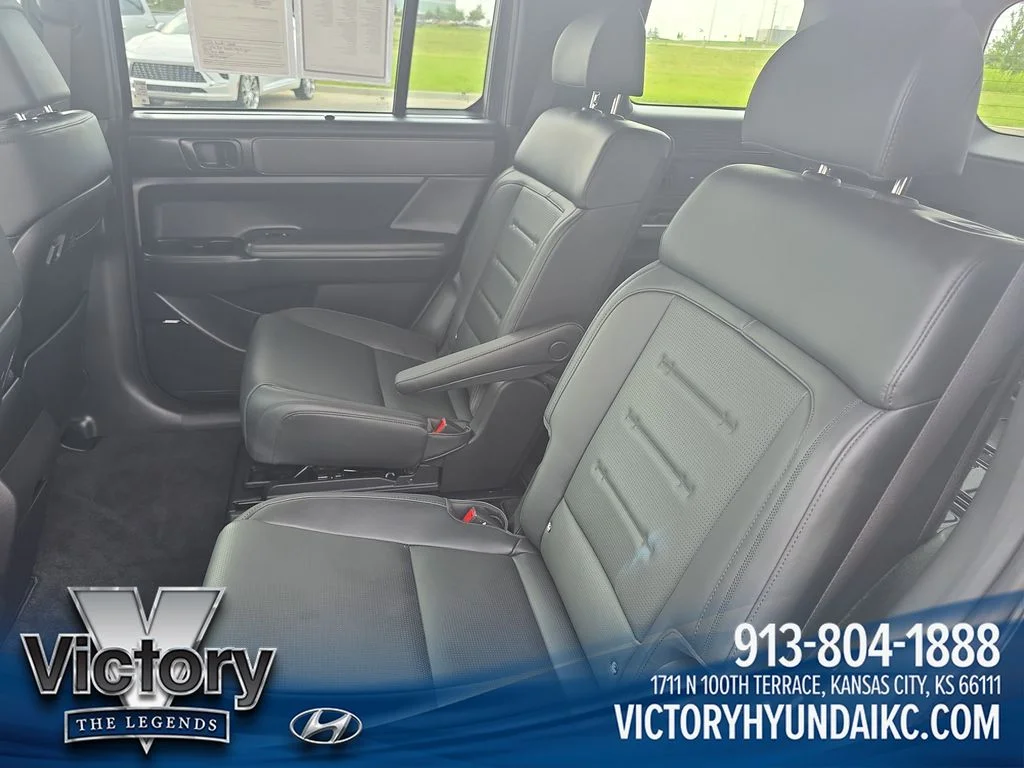 Used 2025 Black Hyundai Calligraphy image 25