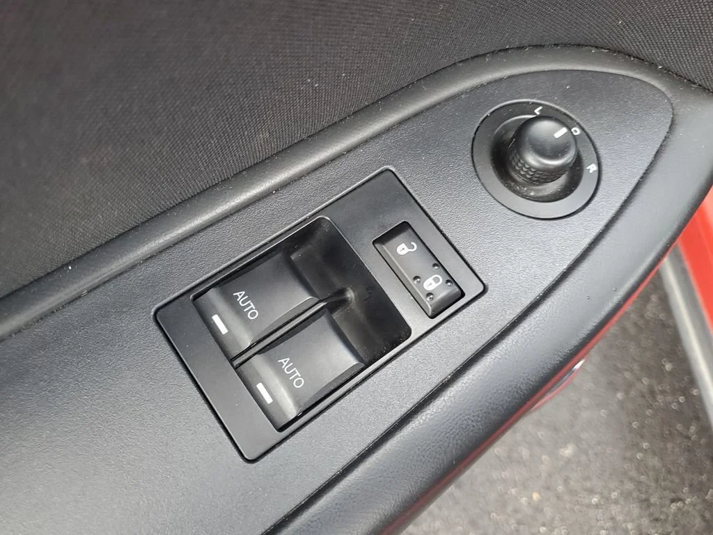 Used 2014 Red Dodge R/T image 21