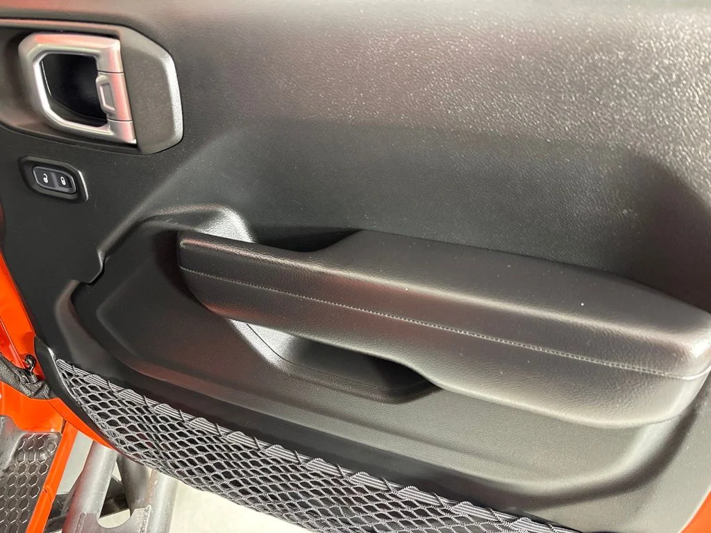 Used 2020 Orange Jeep Rubicon image 19