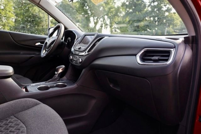 Used 2023 Red Chevrolet LT image 36