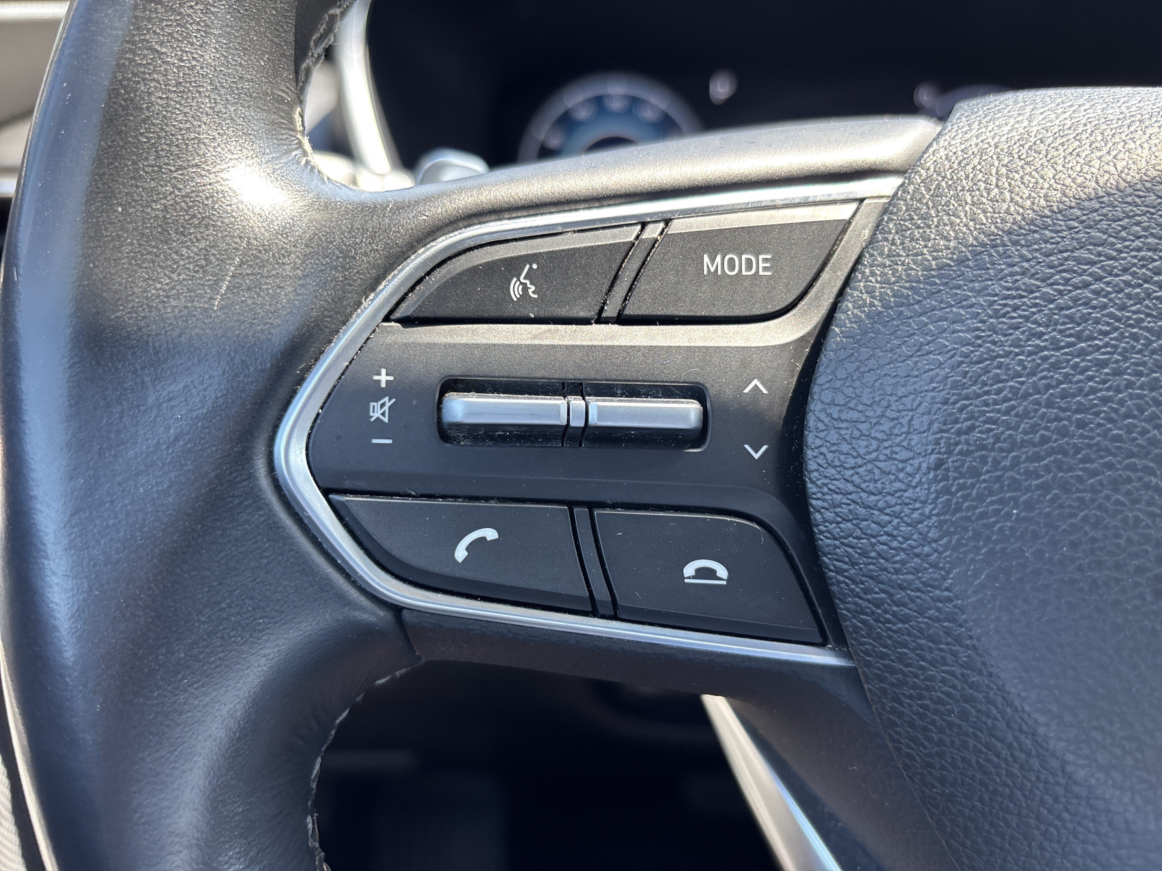 2023 Hyundai Santa Fe Limited - Photo 29