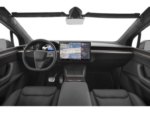 Used 2023 White Tesla  image 7