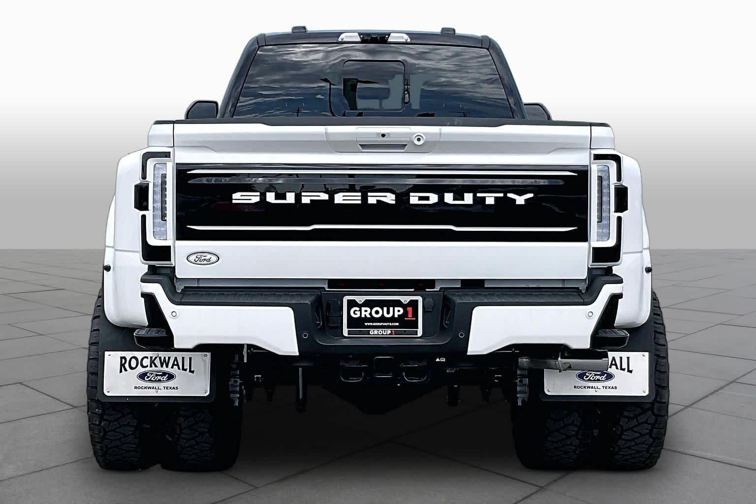 New 2026 Star White Metallic Tri-Coat Ford F-350® Platinum® image 4