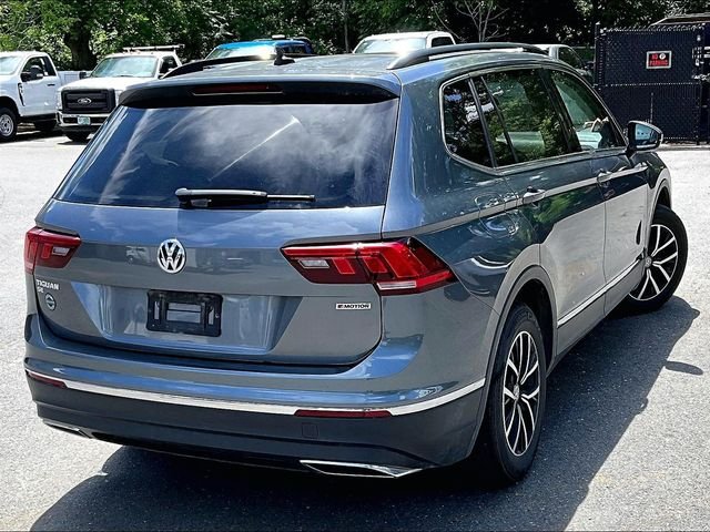 Used 2021 Gray Volkswagen 2.0T SE image 4