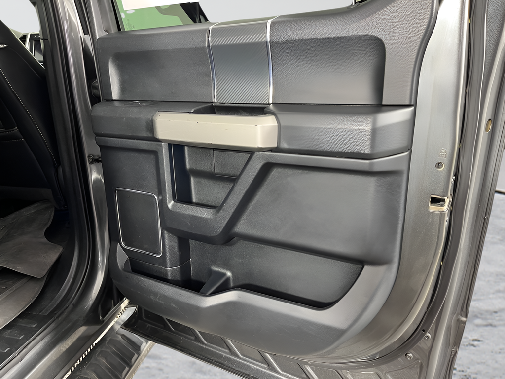 2020 Ford F-150 Lariat - Photo 13