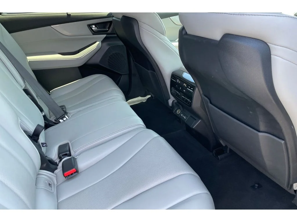 Used 2023 Lunar Silver Metallic Acura TECH image 18