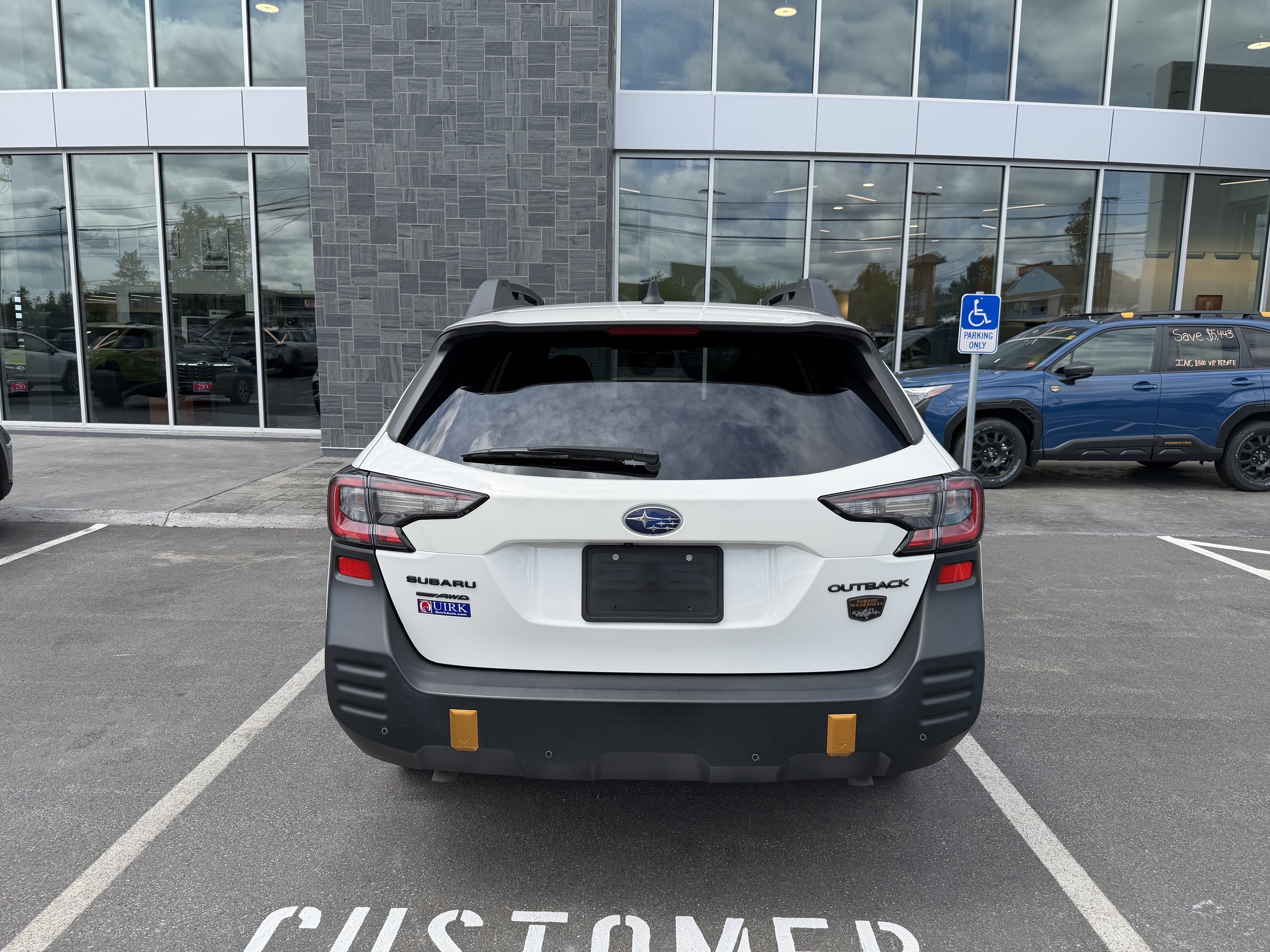 Used 2024 Crystal White Pearl Subaru Wilderness image 4