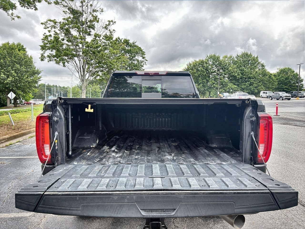 Used 2021 EBONY TWILIGHT METALLIC GMC Denali image 21