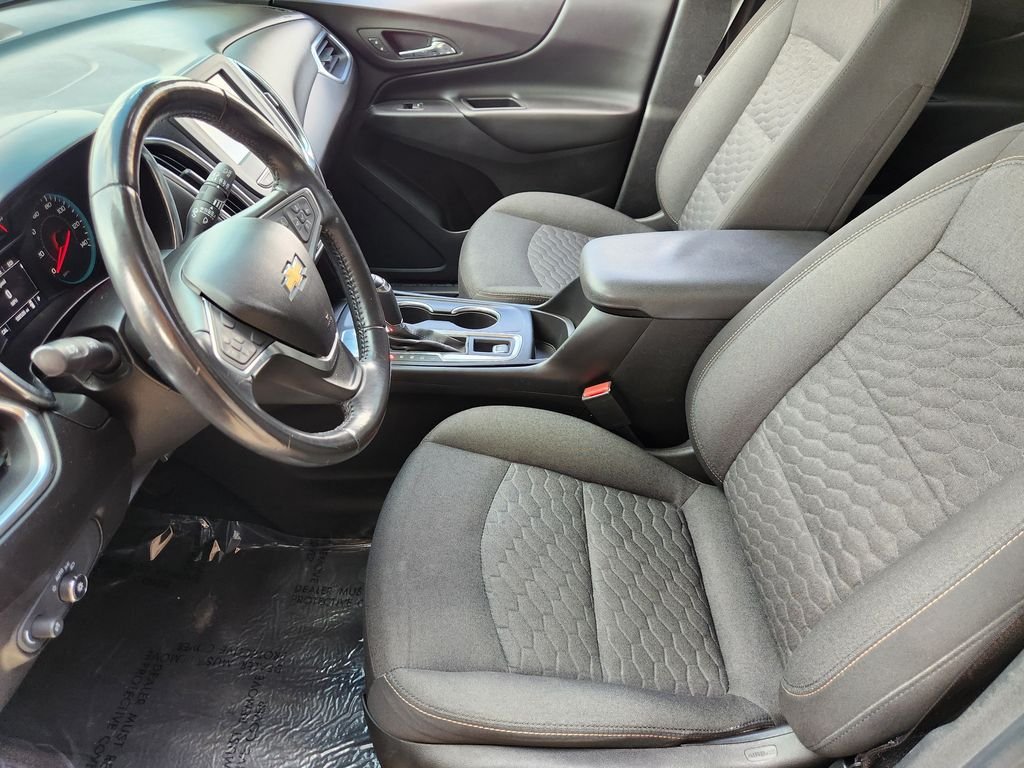 Used 2018 Silver Ice Metallic Chevrolet LT image 15