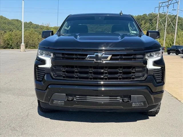 Used 2023 Black Chevrolet RST image 8