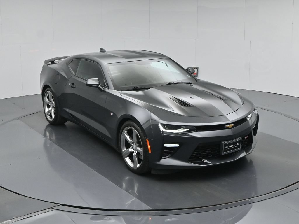 Used 2018 Gray Chevrolet SS image 37