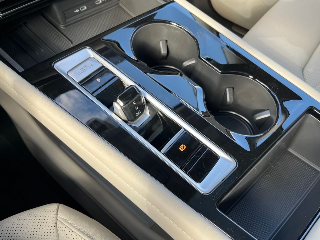 2026 Volkswagen Atlas SE w/Tech - Photo 15