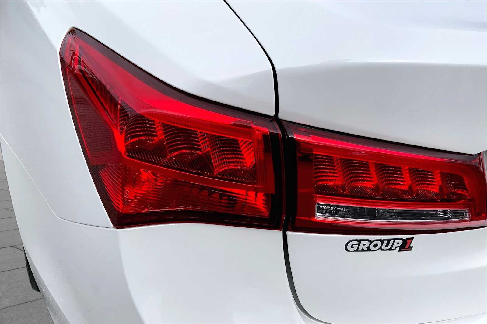 Used 2020 Platinum White Pearl Acura w/Technology Pkg image 28