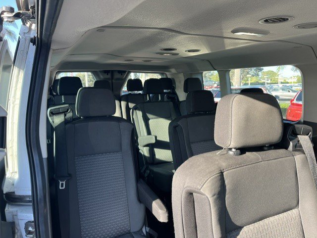 Used 2023 Oxford White Ford XLT image 13