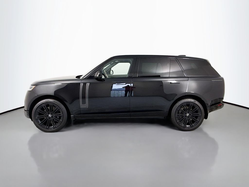 Certified Used 2025 Black Land Rover Autobiography image 2