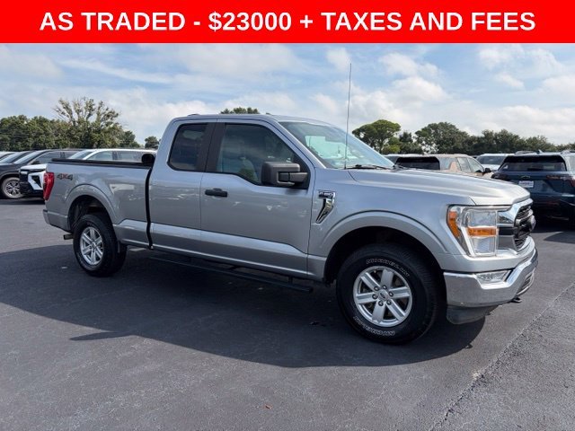 Used 2021 Silver Ford XLT image 1