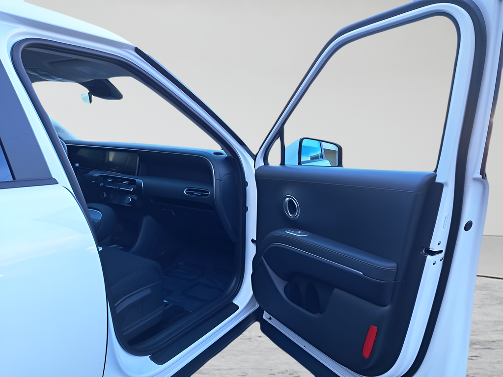 New 2026 White Hyundai SE image 15