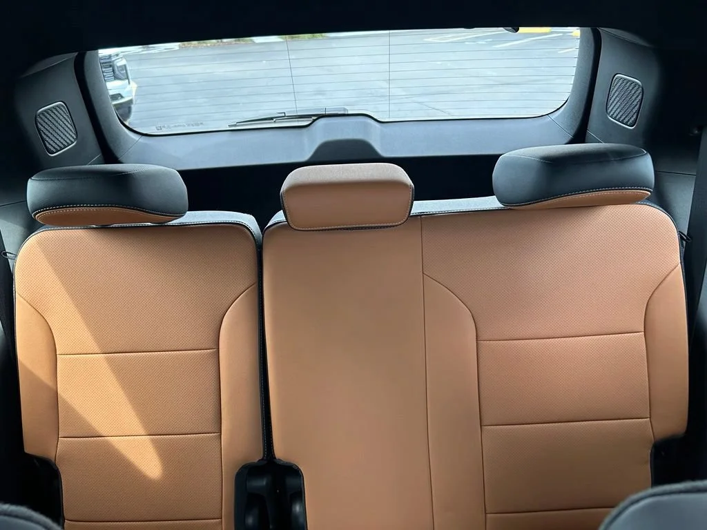 2027 Chevrolet Traverse Z71 - Photo 13