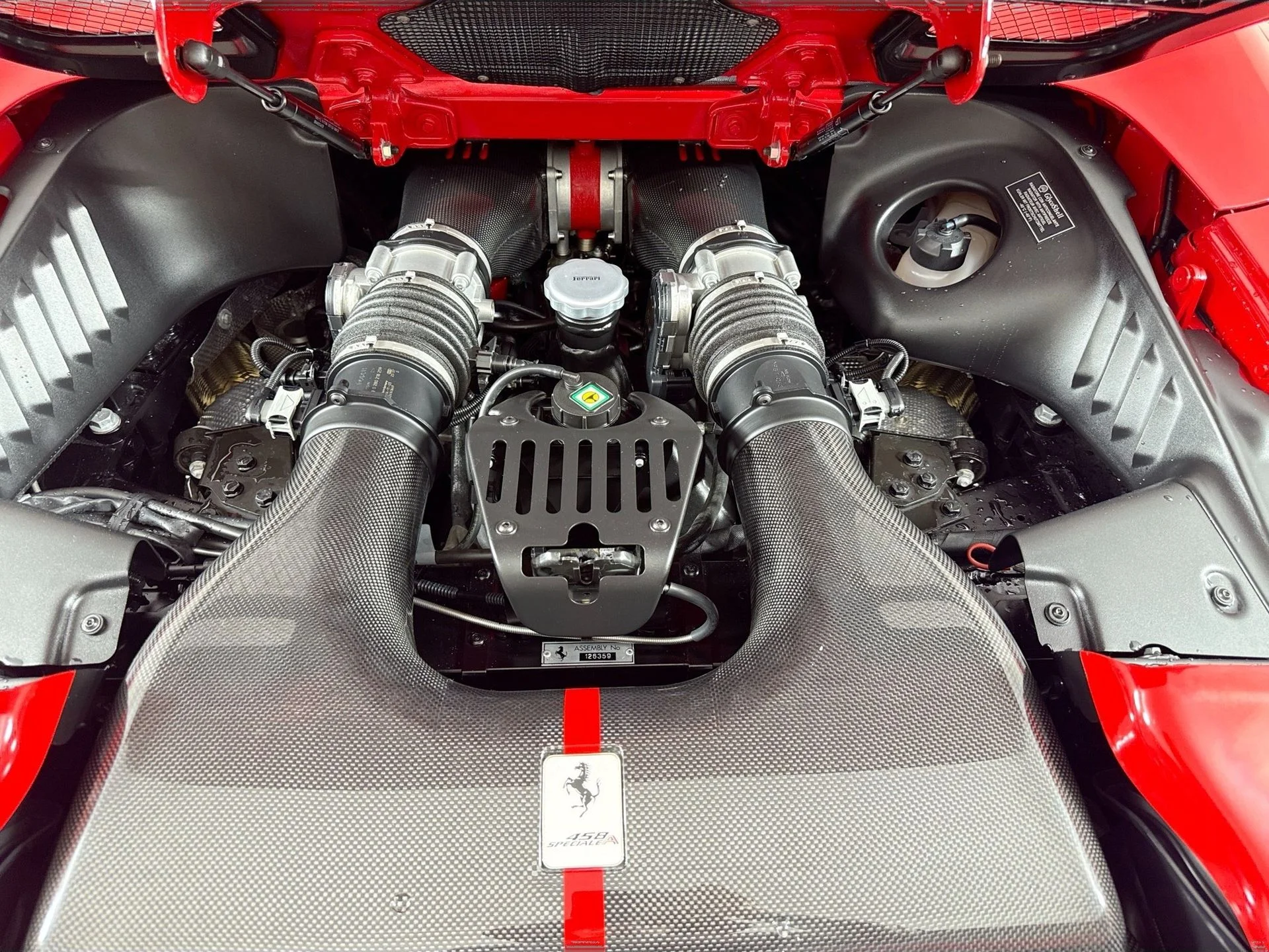 Certified Used 2015 Rosso Corsa Ferrari Base image 25