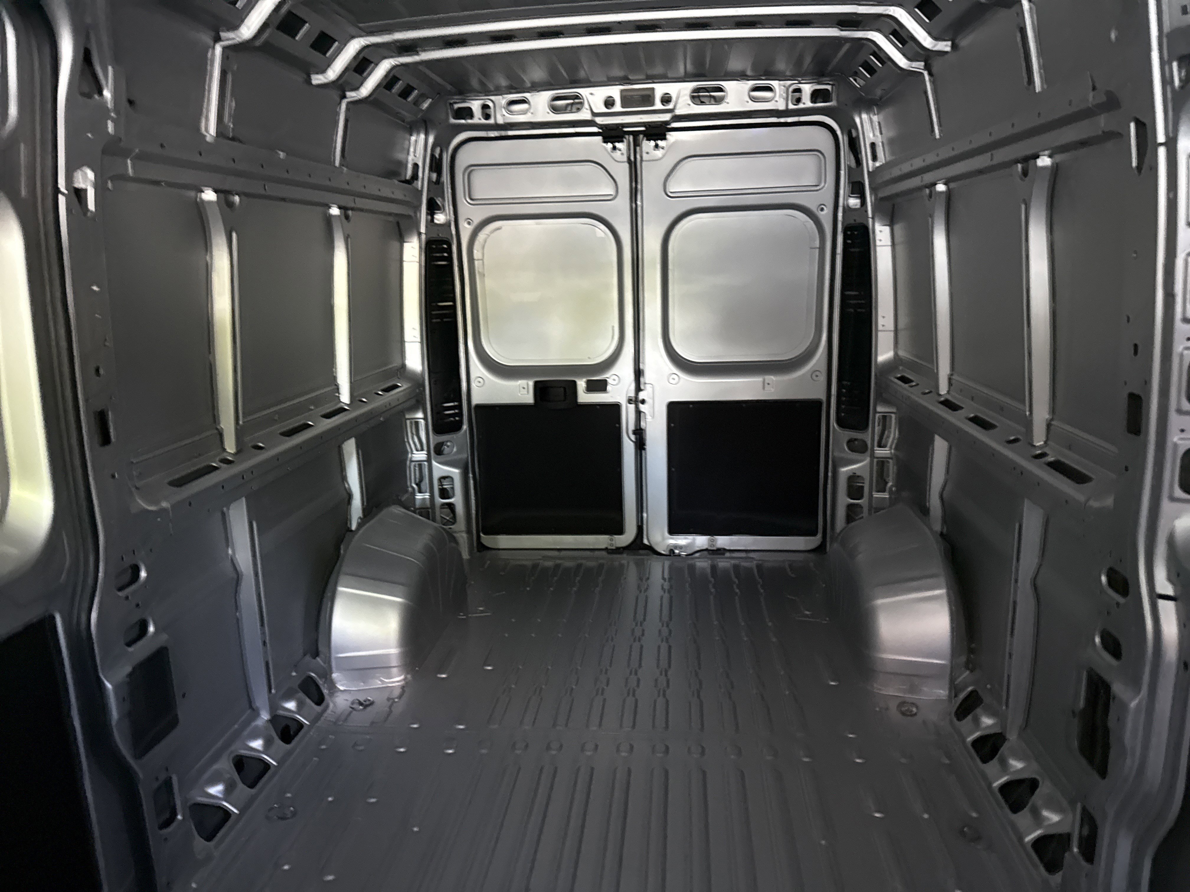 New 2026 Bright Silver Metallic Clear-Coat Exterior Paint RAM Tradesman image 27
