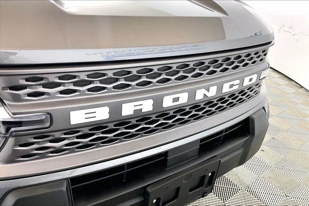 Certified Used 2025 Gray Metallic Ford Big Bend image 23