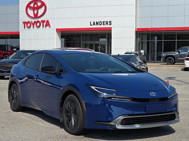 2027 Toyota Prius Plug-in Hybrid SE