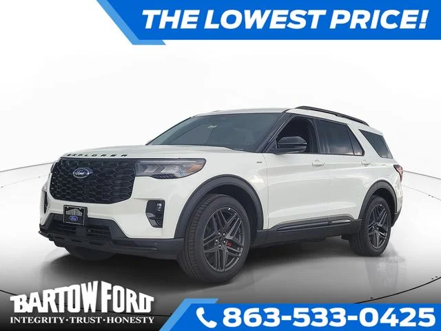 New 2026 White Metallic Ford ST-Line image 1