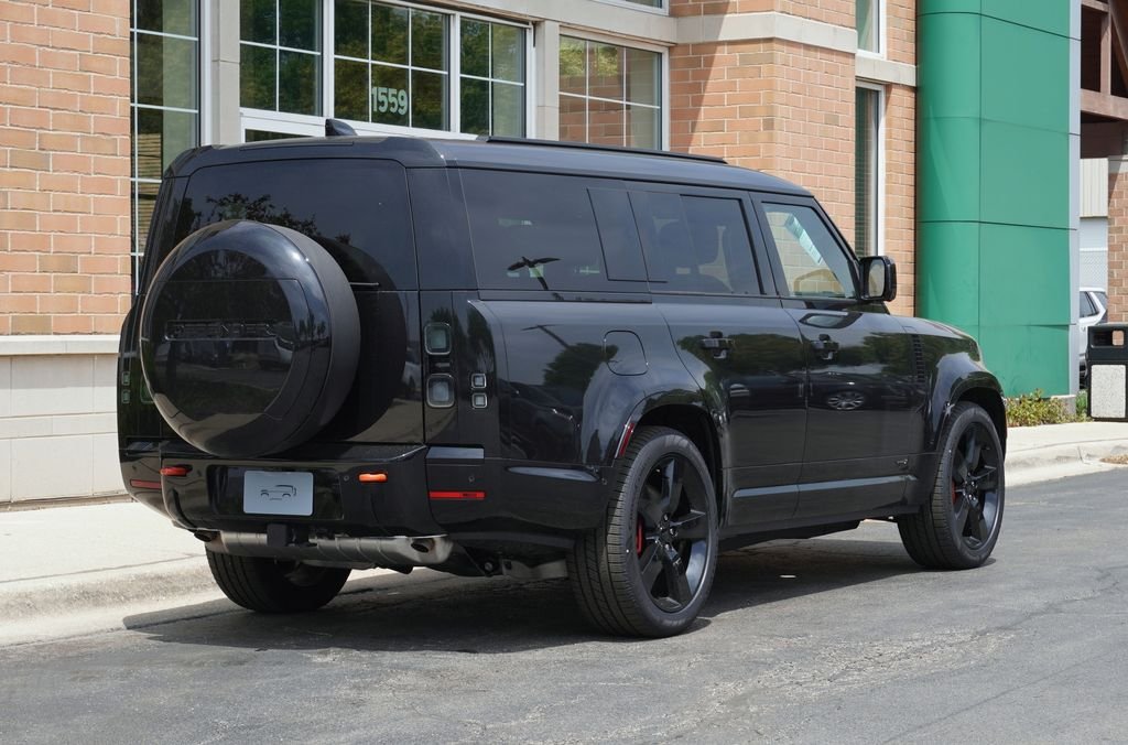 New 2026 Santorini Black Land Rover X image 6