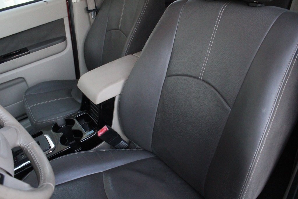 Used 2010 Sangria Red Mazda s Grand Touring image 5