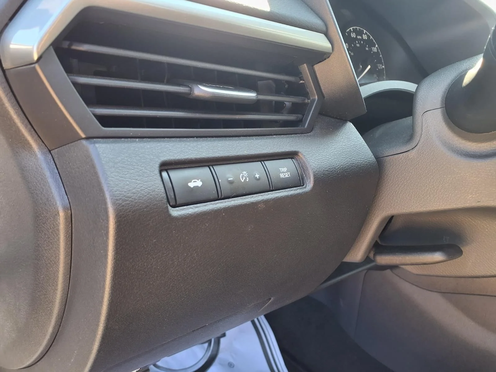 Certified Used 2024 White Nissan 2.5 S image 14