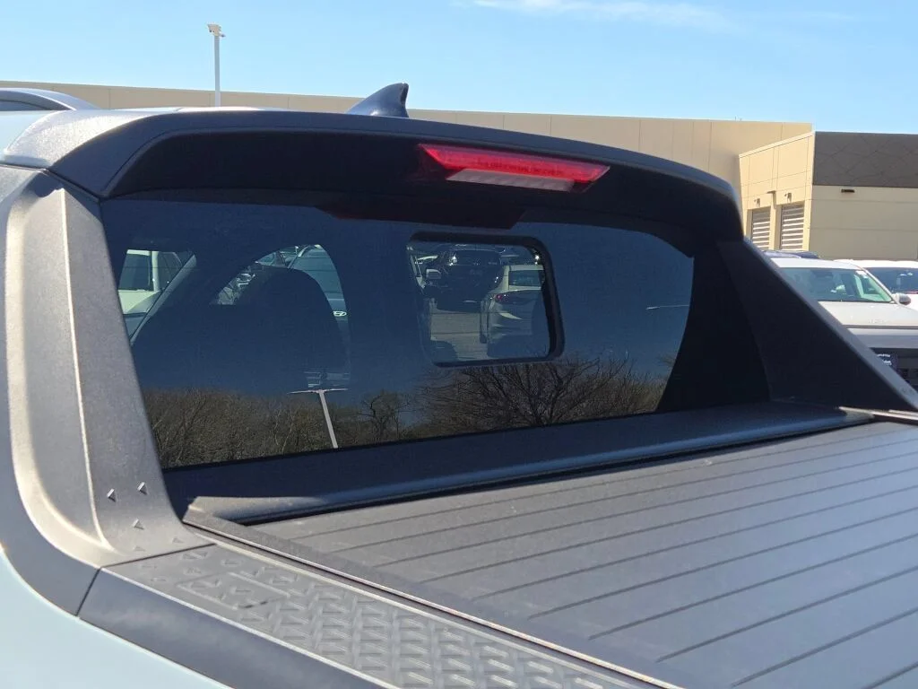 Used 2023 Blue Hyundai SEL image 16