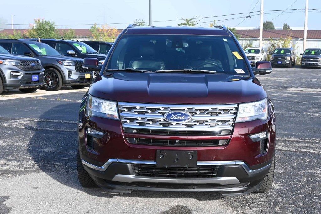 Used 2019 Burgundy Ford Limited image 6