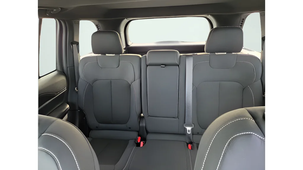 Used 2024 White Jeep Laredo X image 18