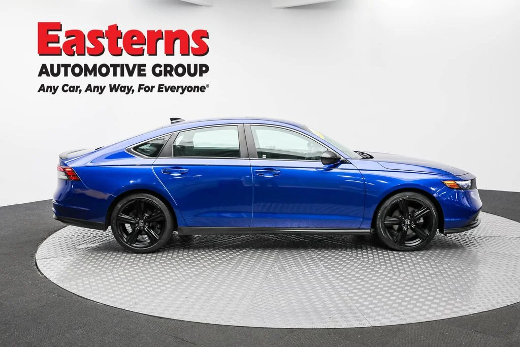 Used 2023 Blue Honda Sport image 4