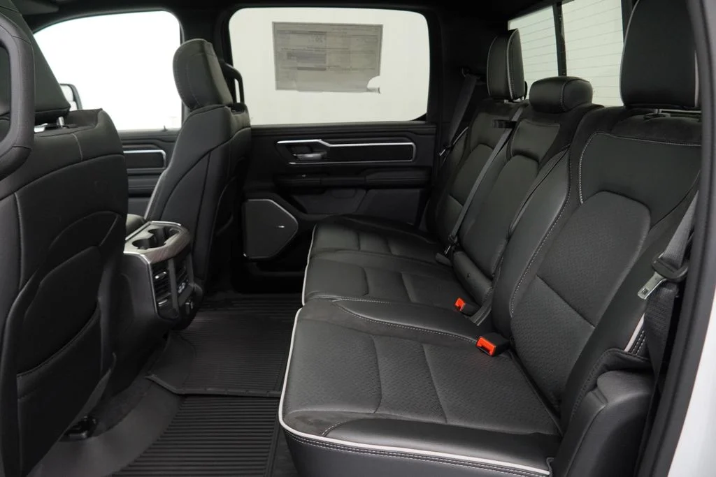 2026 RAM 1500 Laramie - Photo 17