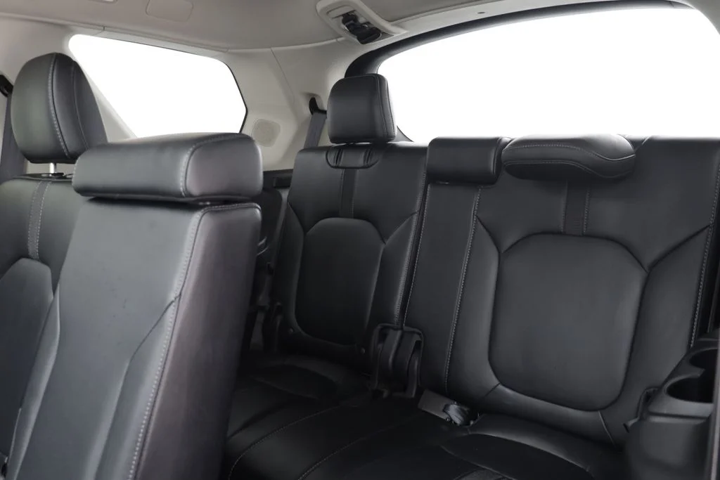 Used 2024 Crystal Black Pearl Honda Touring image 14