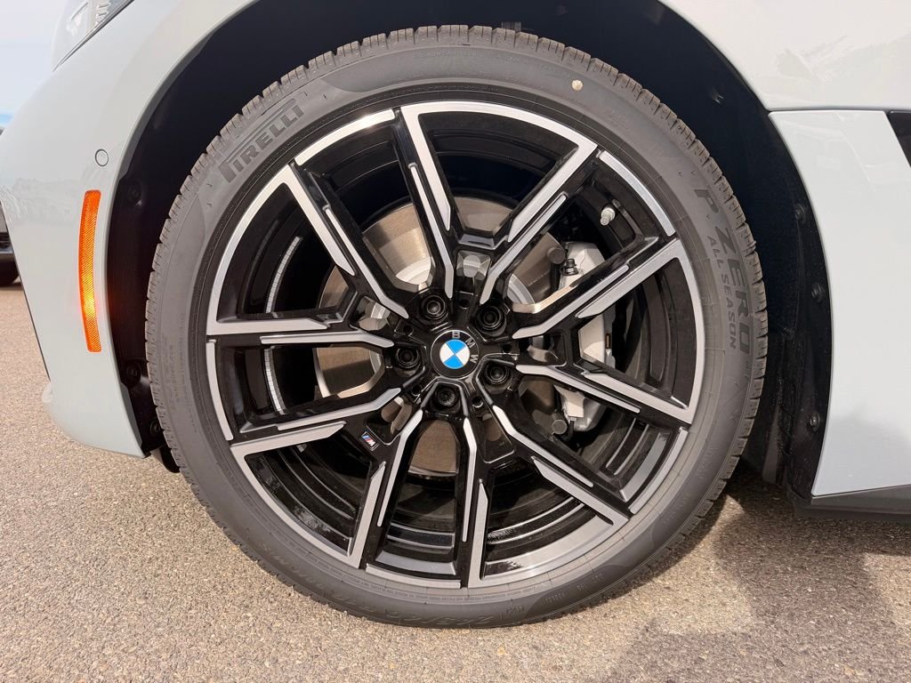 New 2026 Brooklyn Grey Metallic BMW xDrive40 image 6