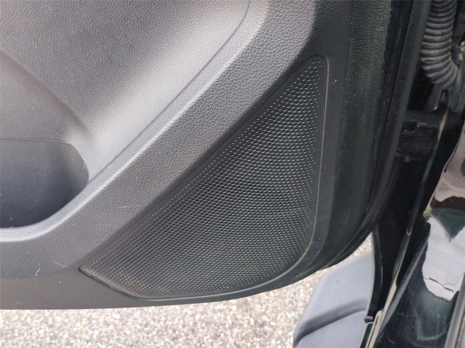 Used 2019 Shadow Black Ford XL image 17