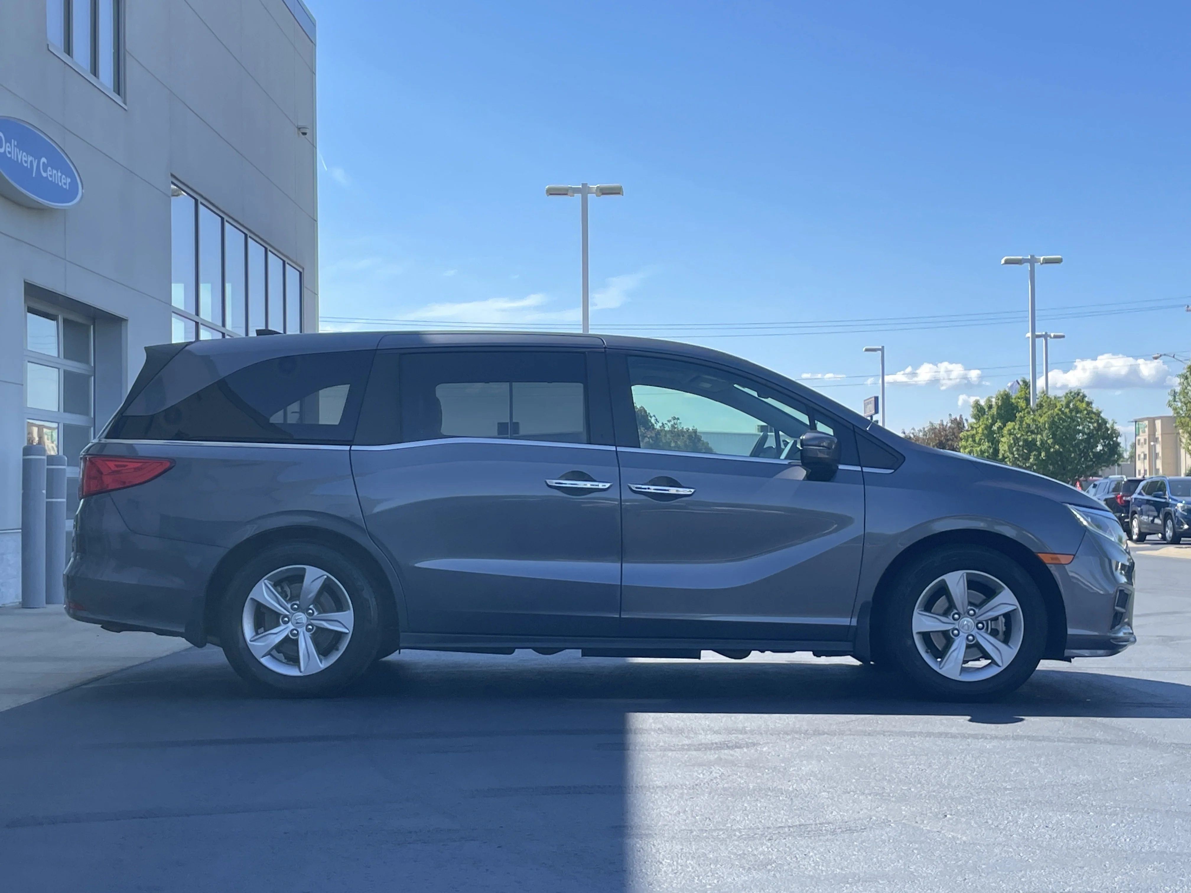 Certified Used 2018 Modern Steel Metallic Honda EX-L image 4