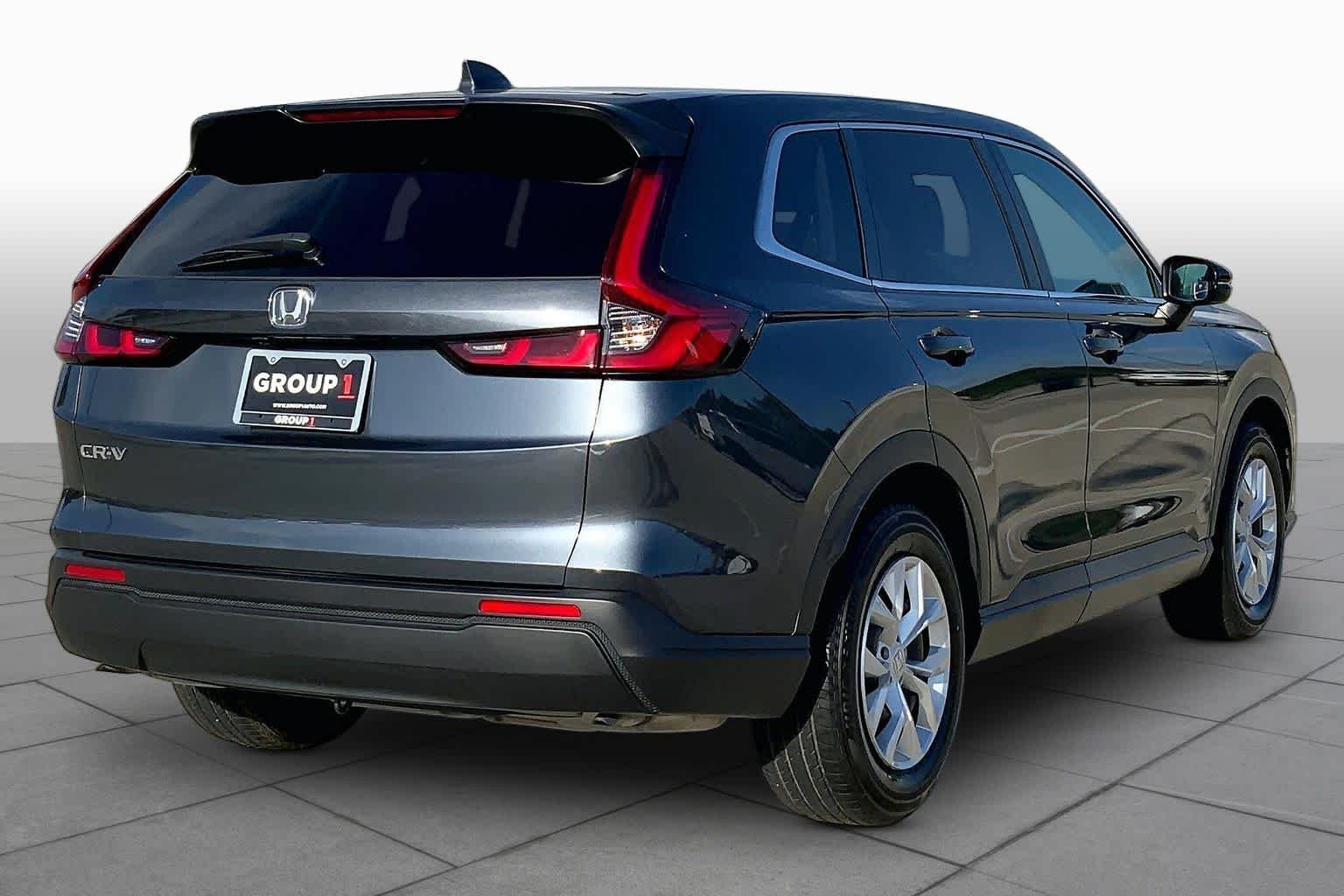 Used 2025 Meteorite Gray Metallic Honda LX image 13