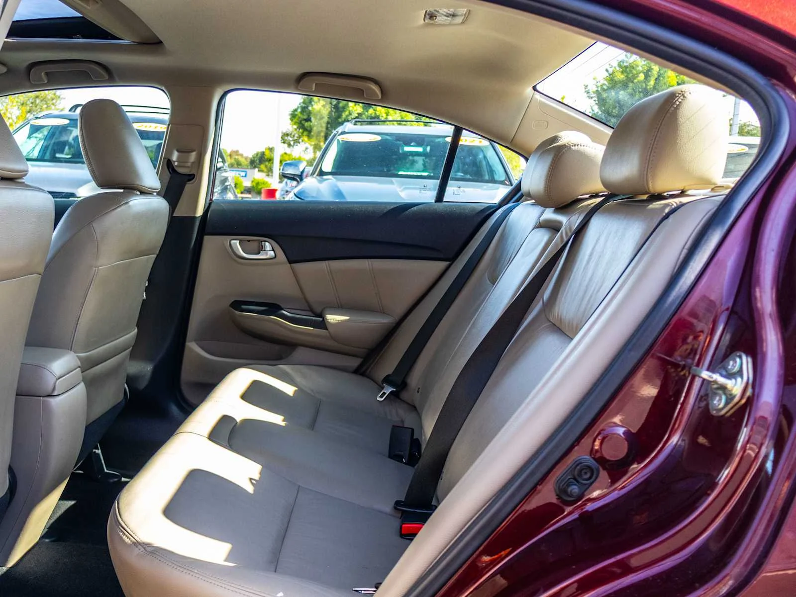 Used 2015  Honda EX-L image 17