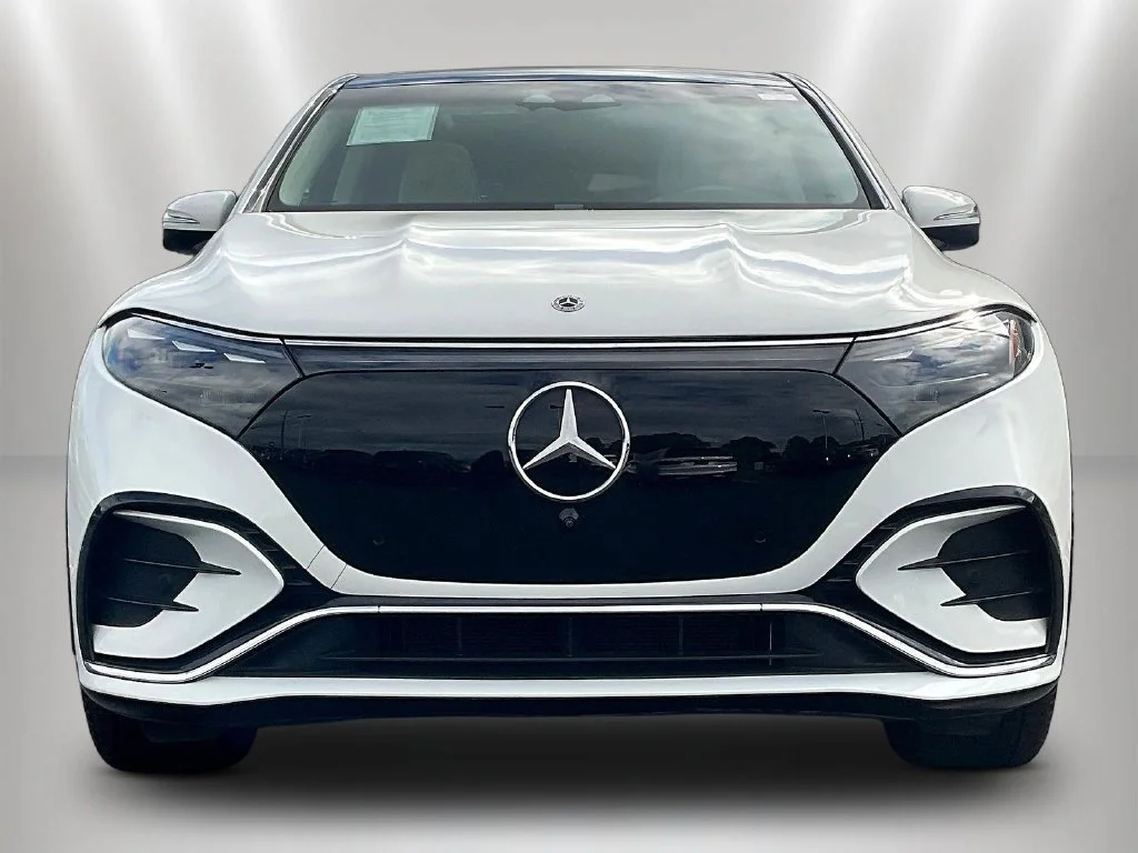 Used 2023 Mercedes-Benz EQS SUV Base with VIN 4JGDM4EBXPA008453 for sale in Naperville, IL