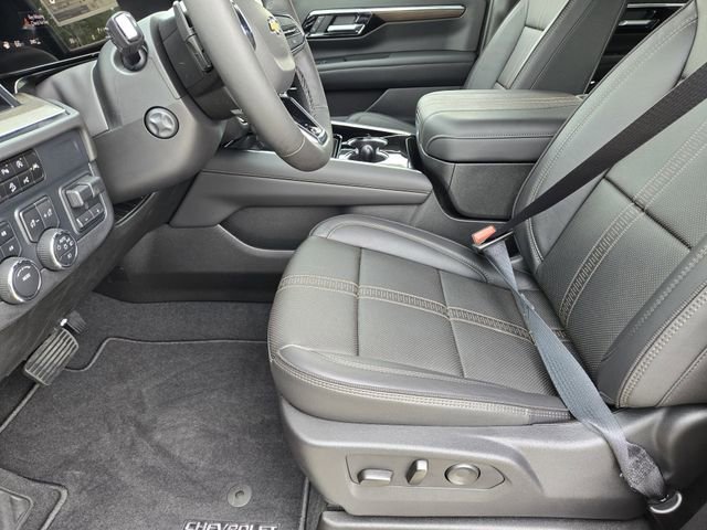 2025 Chevrolet Suburban High Country - Photo 9