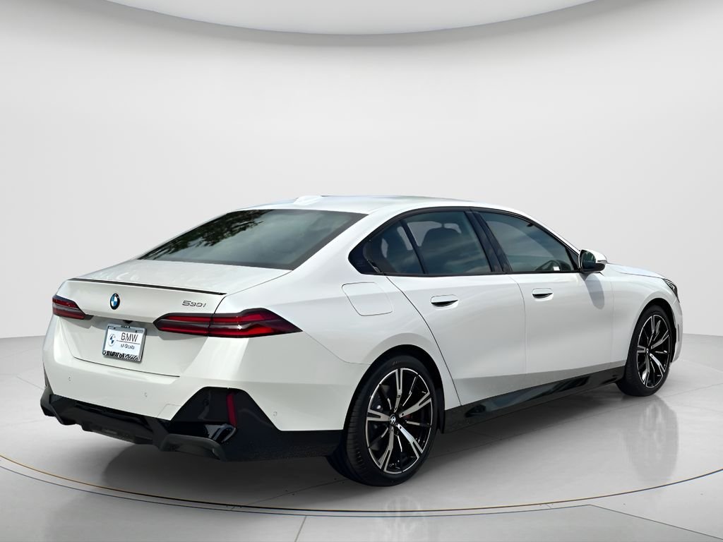 New 2027 Mineral White Metallic BMW 530i image 5