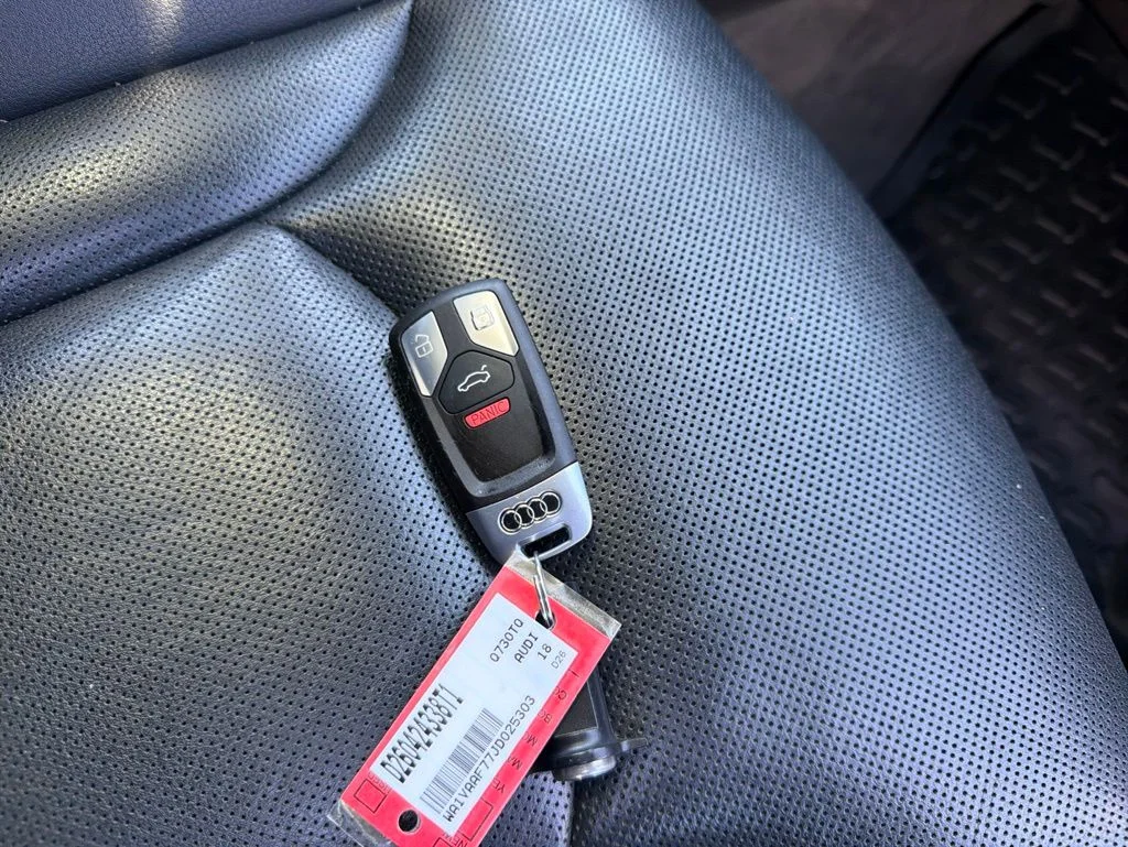 Used 2018  Audi 3.0T Prestige image 34