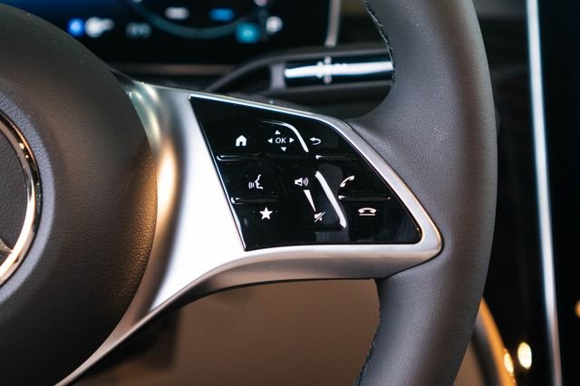 New 2026 Polar White Mercedes-Benz C 300 image 17