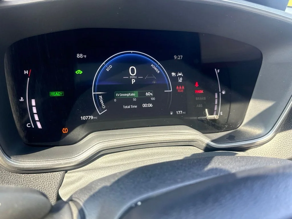 Used 2025  Toyota Hybrid XSE image 13