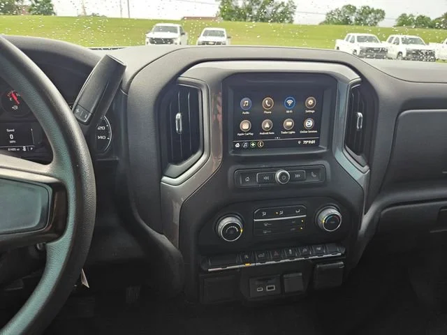 Used 2021 SILVER ICE METALLIC Chevrolet Custom image 17