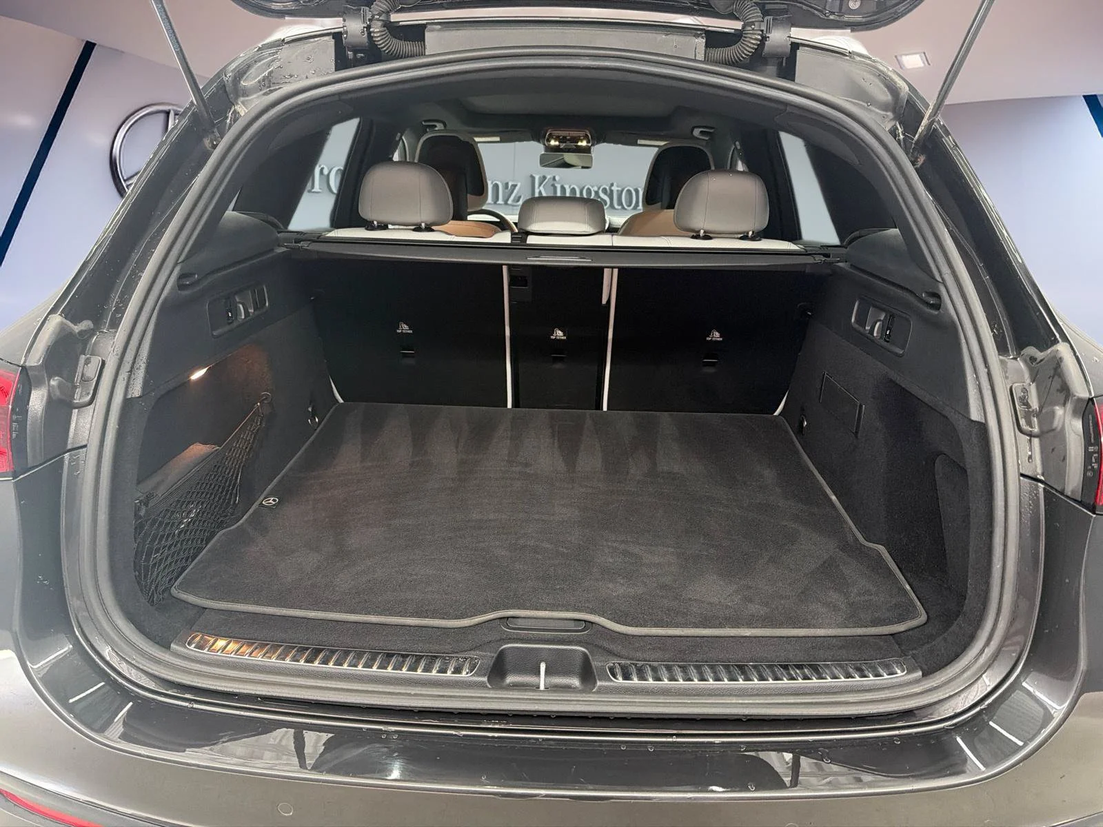 Used 2023 Grey Mercedes-Benz GLC 300 image 5