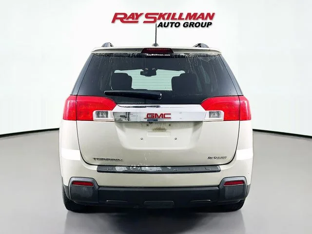 Used 2015 Gold GMC SLE-2 image 6